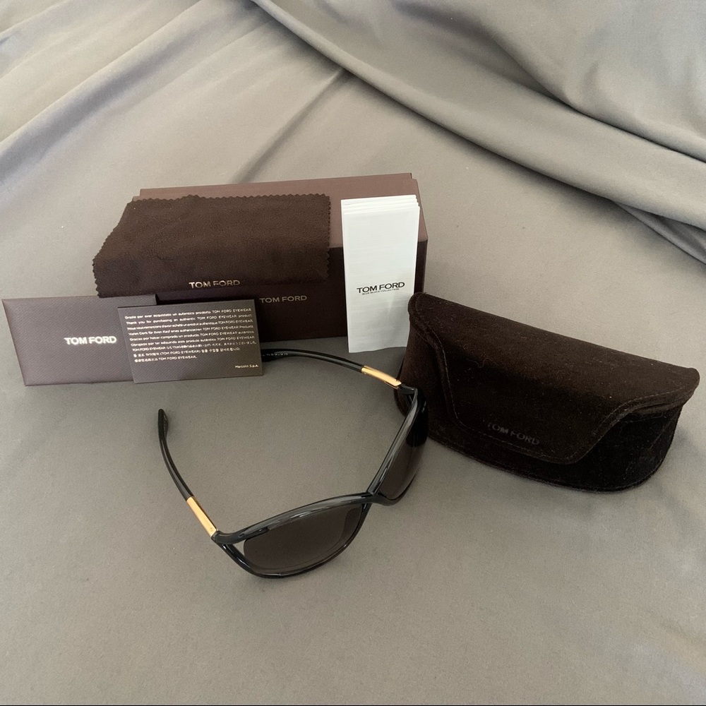 Gray Tom Ford Whitney sunglasses